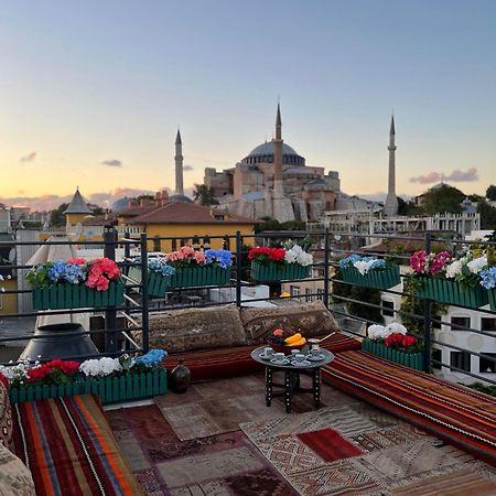 Henna Hotel Istanbul Bagian luar foto